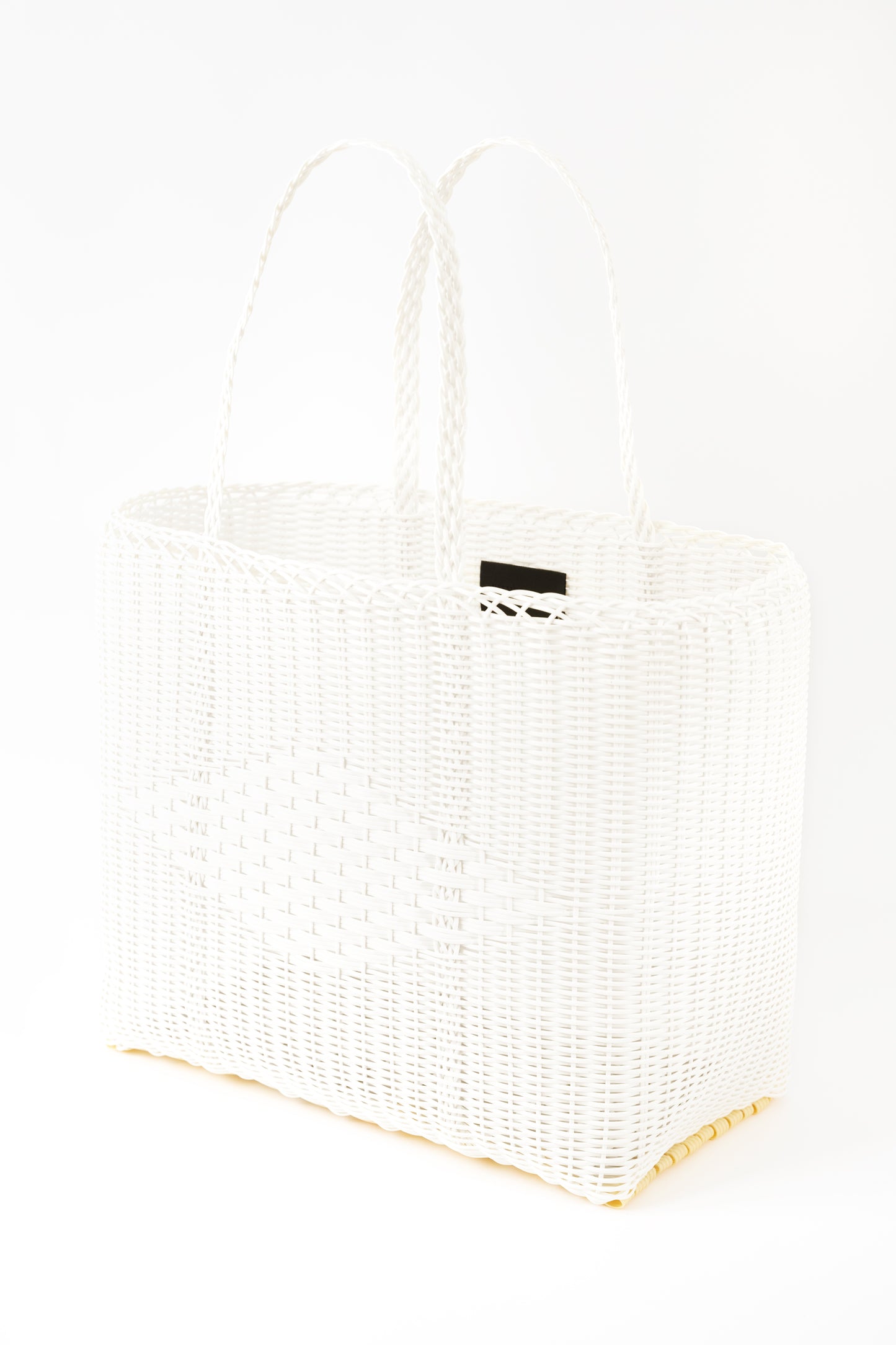 Diamond weave tote bag in white