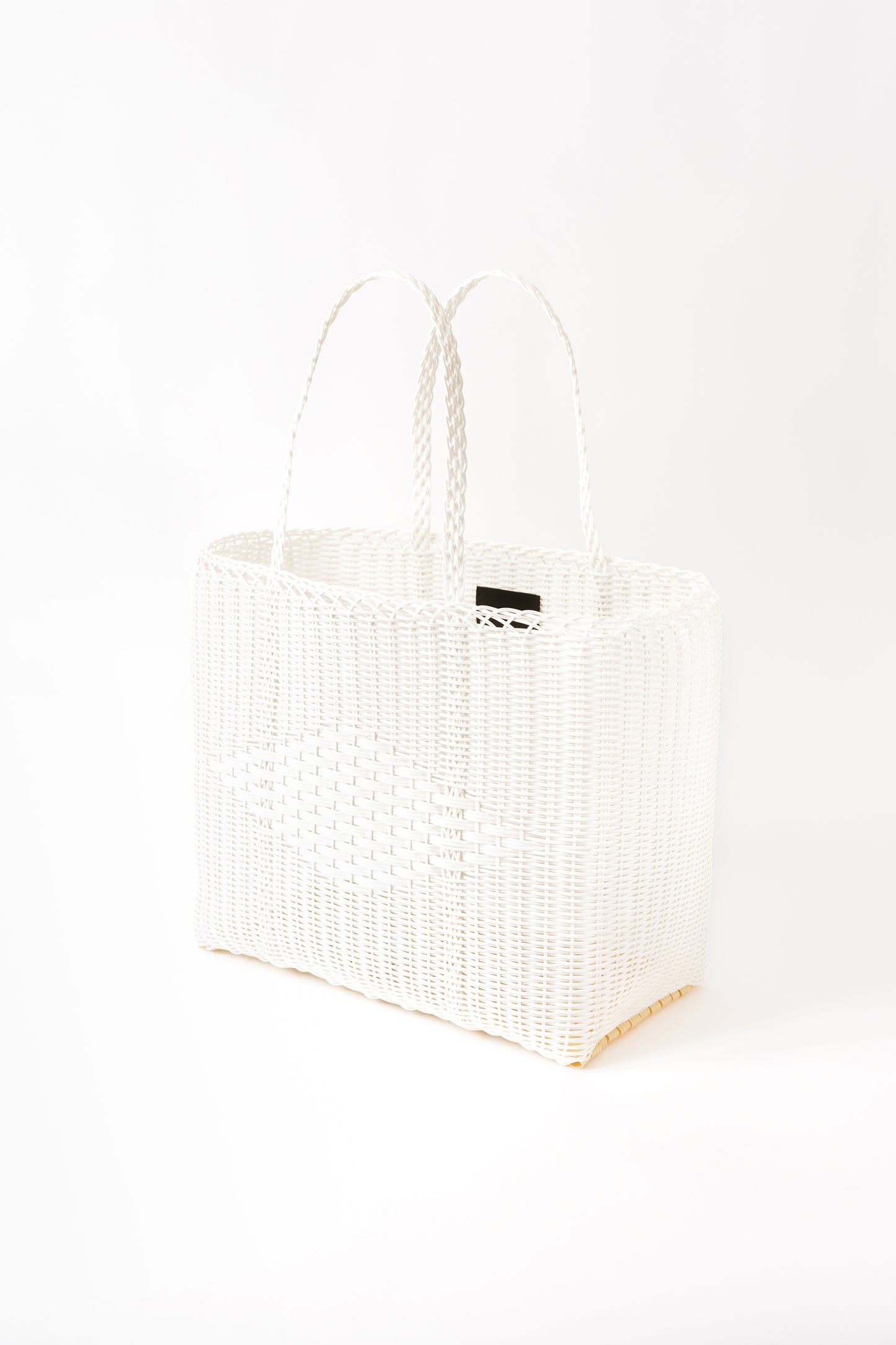 Diamond weave tote bag in white